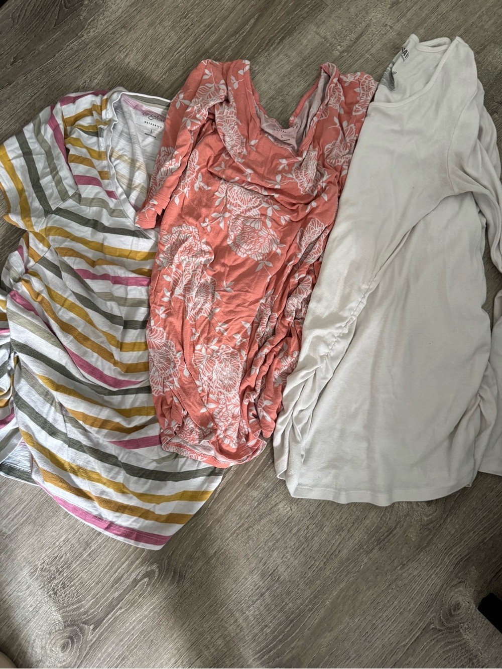 Large maternity top bundle